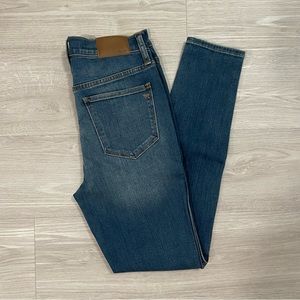 Madewell 10" High-Rise Roadtripper Supersoft Jeans in Playford Wash